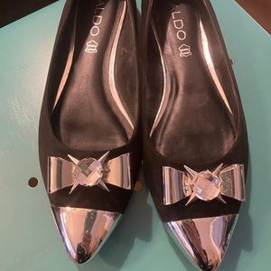 Black suede pointy flats *NWOT